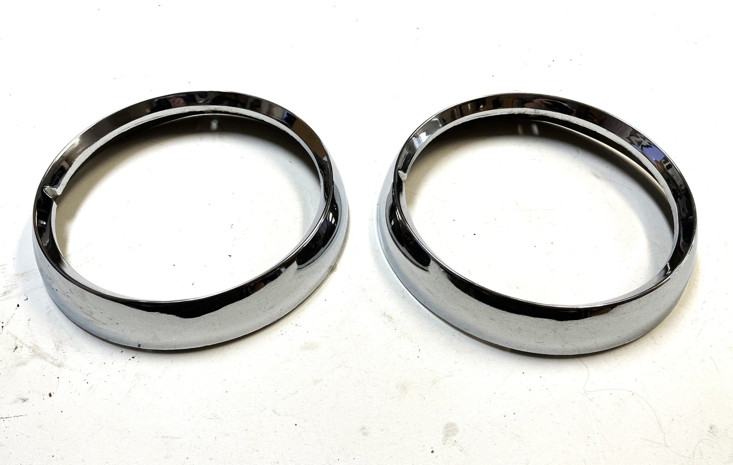 Jeep CJ Chrome Headlight Bezels Trim Beauty Ring Bezel Set Pair CJ7 CJ5 CJ8
