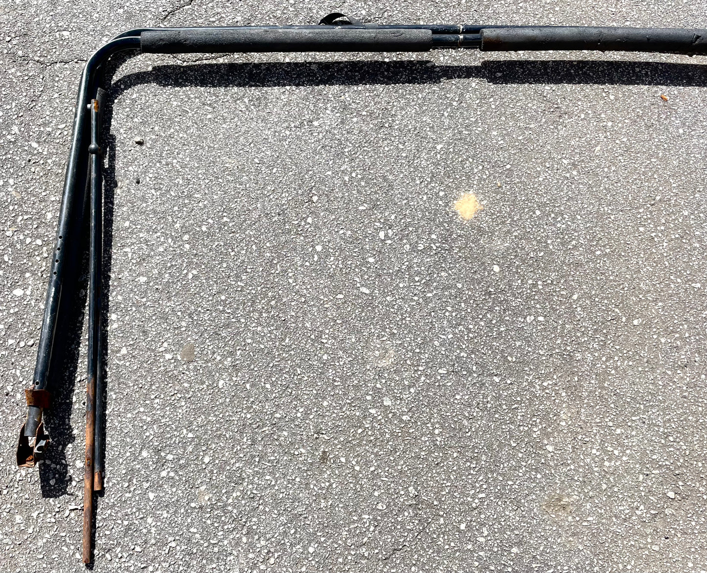 ¡Los marcos de las puertas con capota blanda del Jeep CJ7 YJ son un Wrangler de posventa de Bestop! 