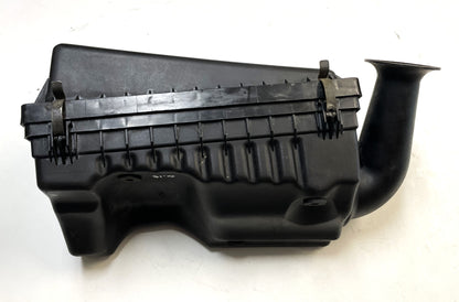 Jeep Wrangler TJ 2.5 Four Cylinder Air Cleaner Filter Intake Connector Tube Lid
