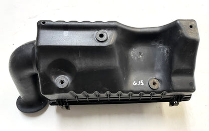 Jeep Wrangler TJ 2.5 Four Cylinder Air Cleaner Filter Intake Connector Tube Lid
