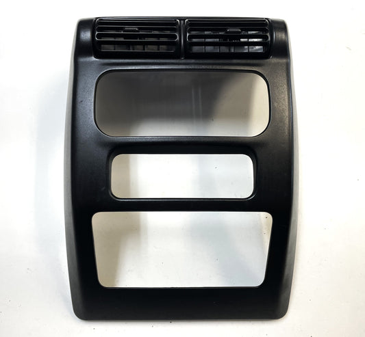 03-06 Jeep TJ Wrangler Marco central del tablero Ventilación Radio Surround ¡ENVÍO GRATIS! 