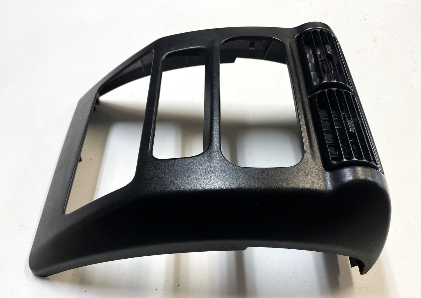 03-06 Jeep TJ Wrangler Center Bezel Dash Trim Vent Radio Surround FREE SHIPPING