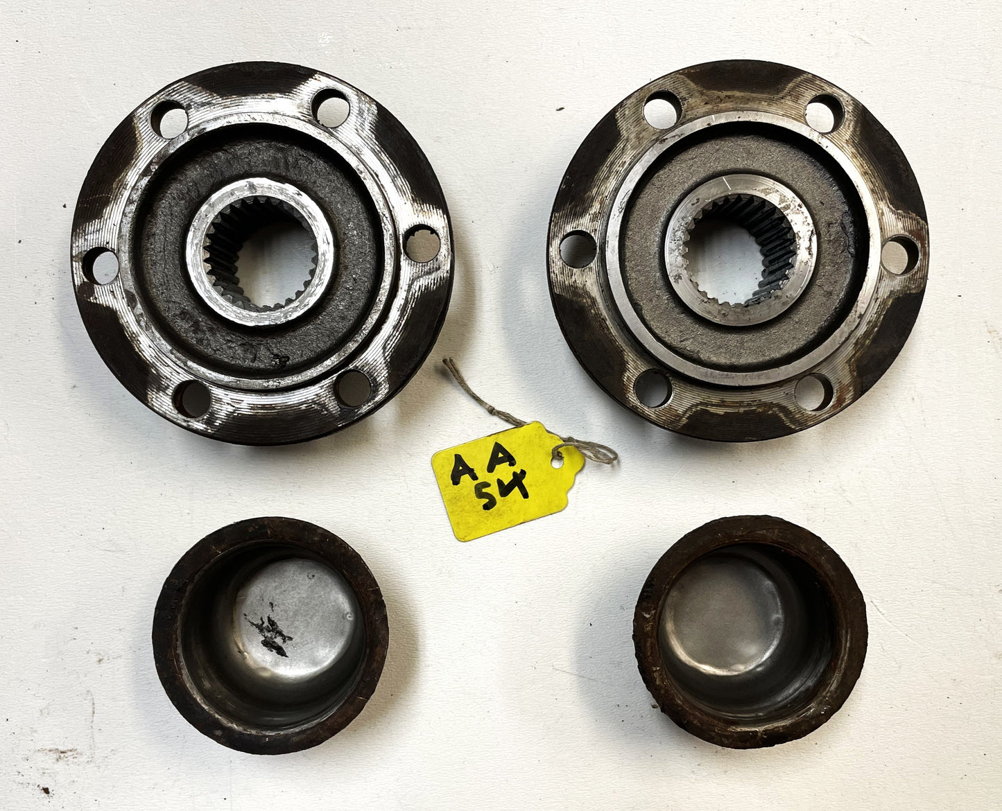 Jeep CJ dana 30 drive flanges front axle hub CJ5 CJ7 72-80 Quadratrac 27 spline