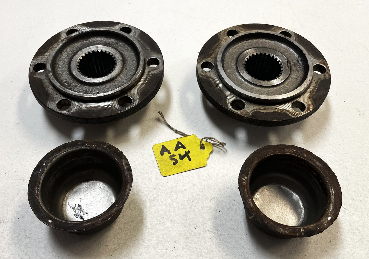 Jeep CJ dana 30 drive flanges front axle hub CJ5 CJ7 72-80 Quadratrac 27 spline