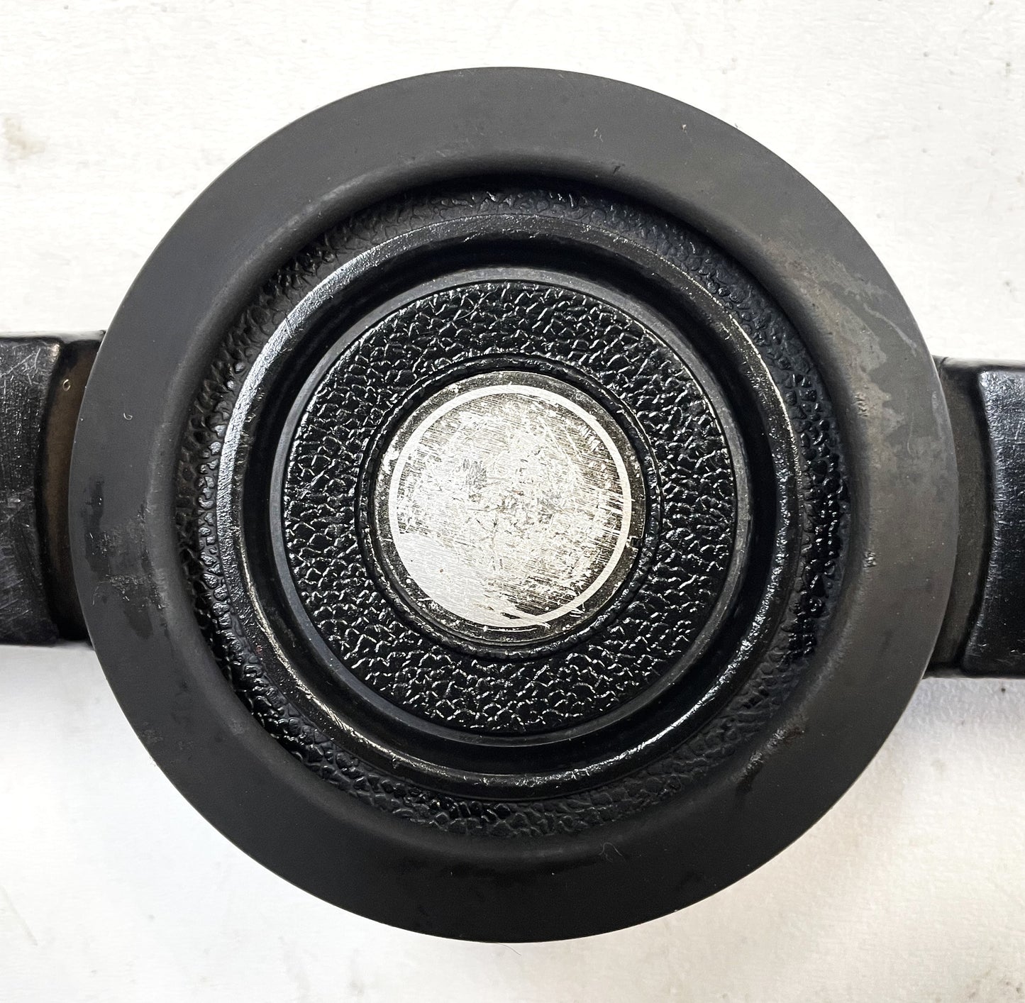 Jeep CJ steering wheel fits 76-86 CJ5 CJ7 CJ8 horn button Factory Black
