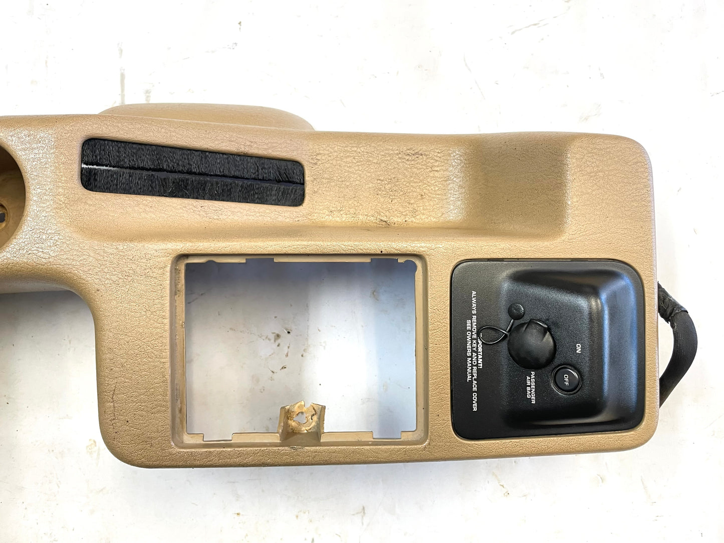 Consola central de fábrica Jeep TJ Wrangler color tostado compatible con modelos 97-02 