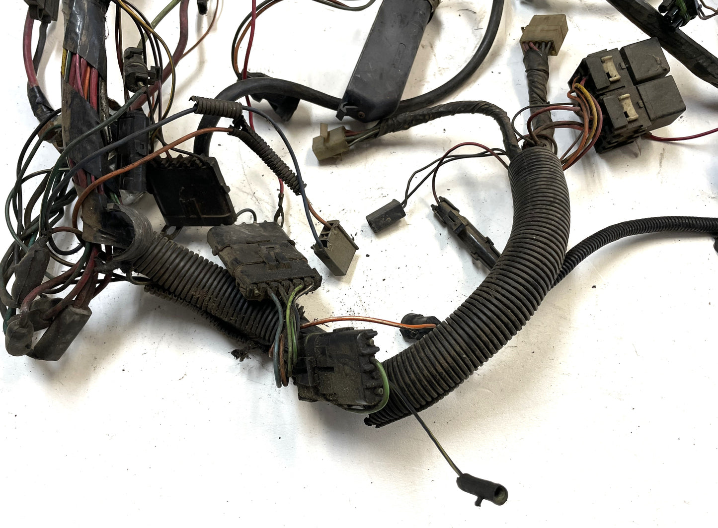 Jeep YJ Wrangler 2.5 Four cylinder Engine Wiring Harness Throttle Body TBI 87-90!