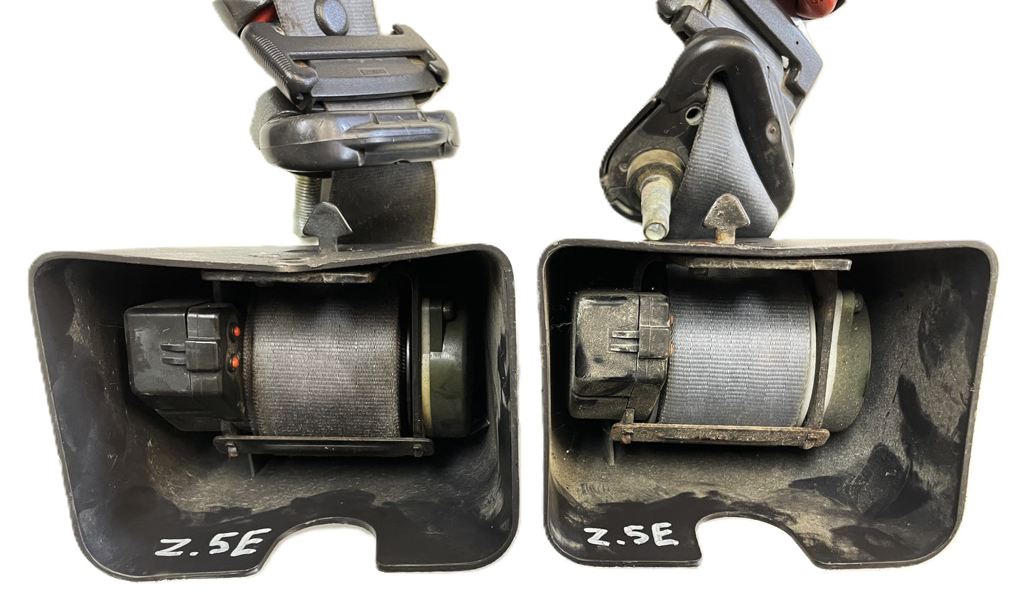 Cinturones de asiento trasero Jeep TJ 97-02 Wrangler cinturón de hombro hebillas hembra asiento trasero !!! 