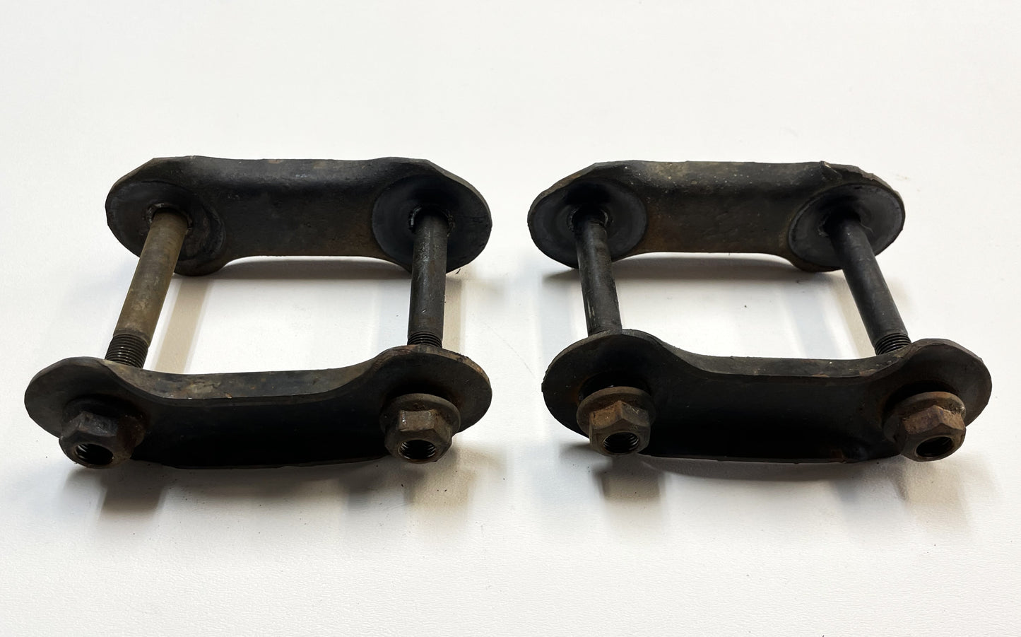 Grilletes Jeep YJ con pernos 87-95 Wrangler Ballestas delanteras y traseras ¡ENVÍO GRATIS! 