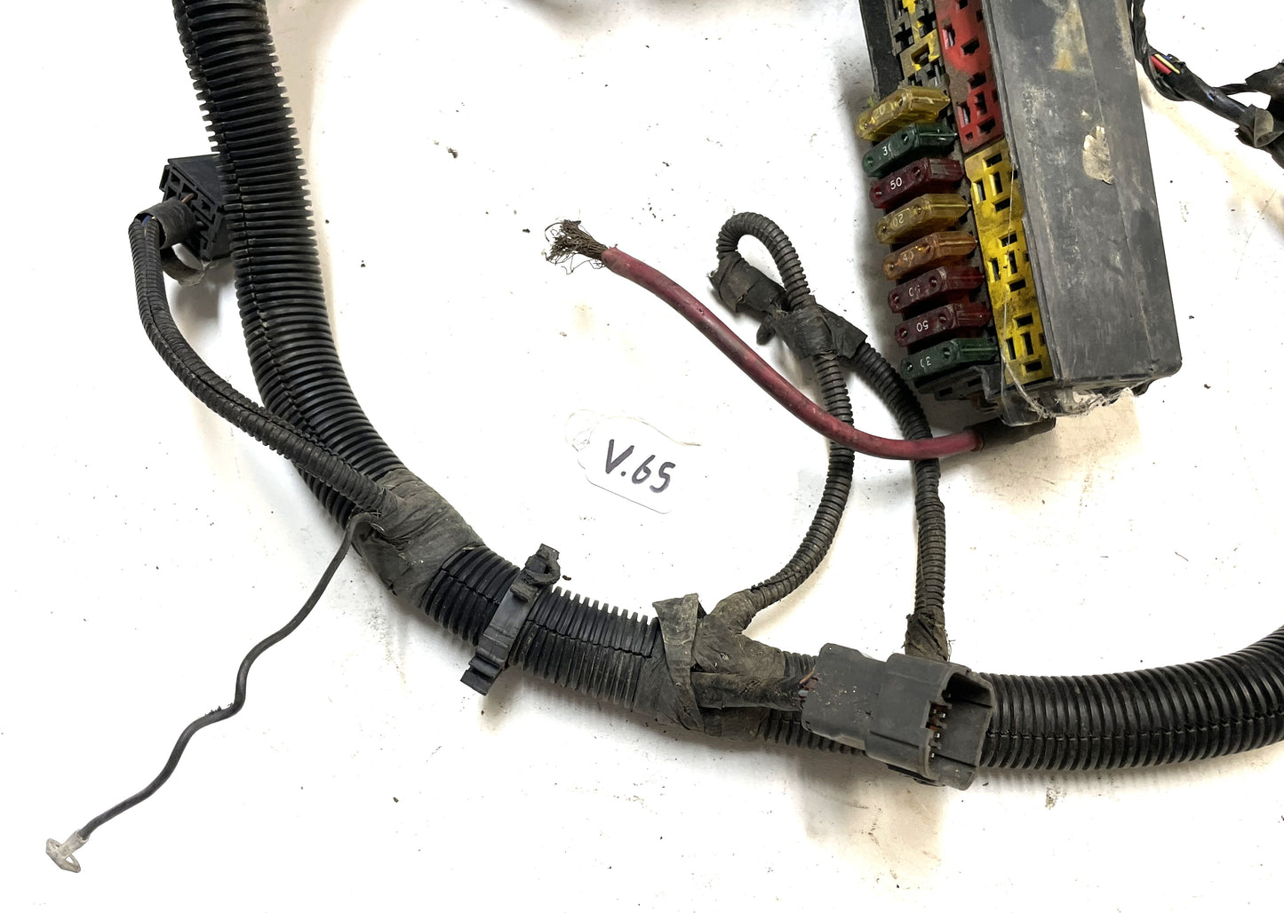 Jeep YJ Wrangler 2.5 four Cylinder Engine Wire Harness Wiring Fuse block 10 pin