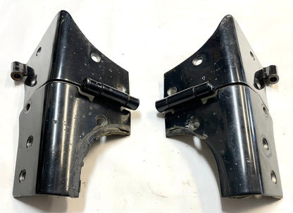 Jeep TJ windshield hinges fits 97-06 Wrangler Left Right Hinge black