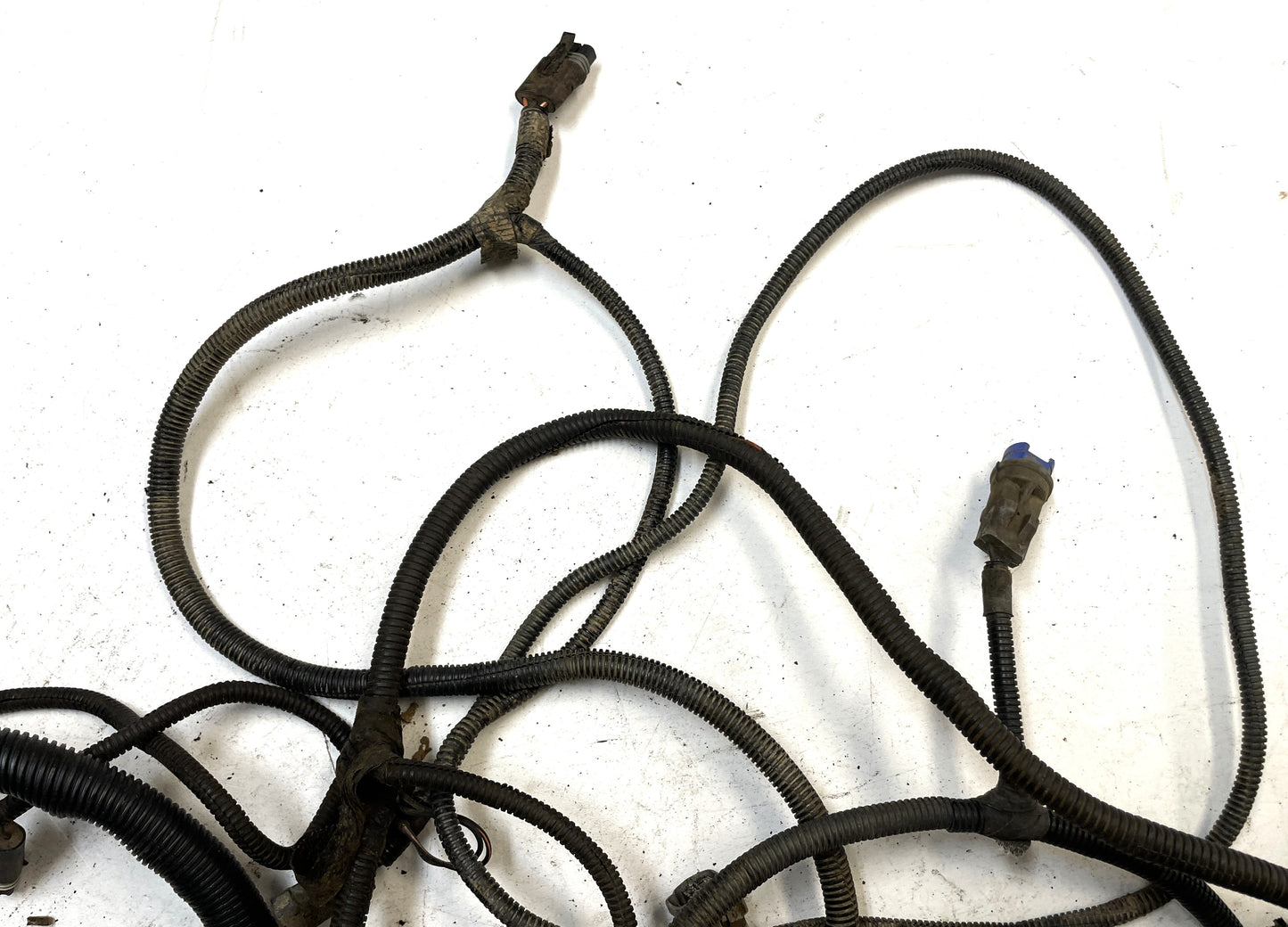 Jeep YJ Wrangler 2.5 four Cylinder Engine Wire Harness Wiring Fuse block 10 pin
