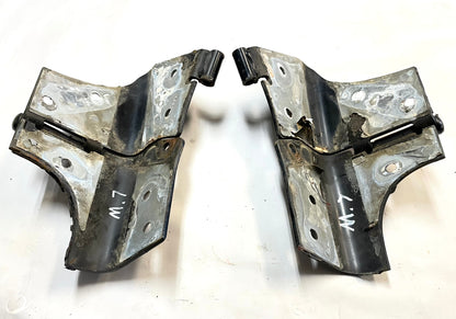 Jeep TJ windshield hinges fits 97-06 Wrangler Left Right Hinge black