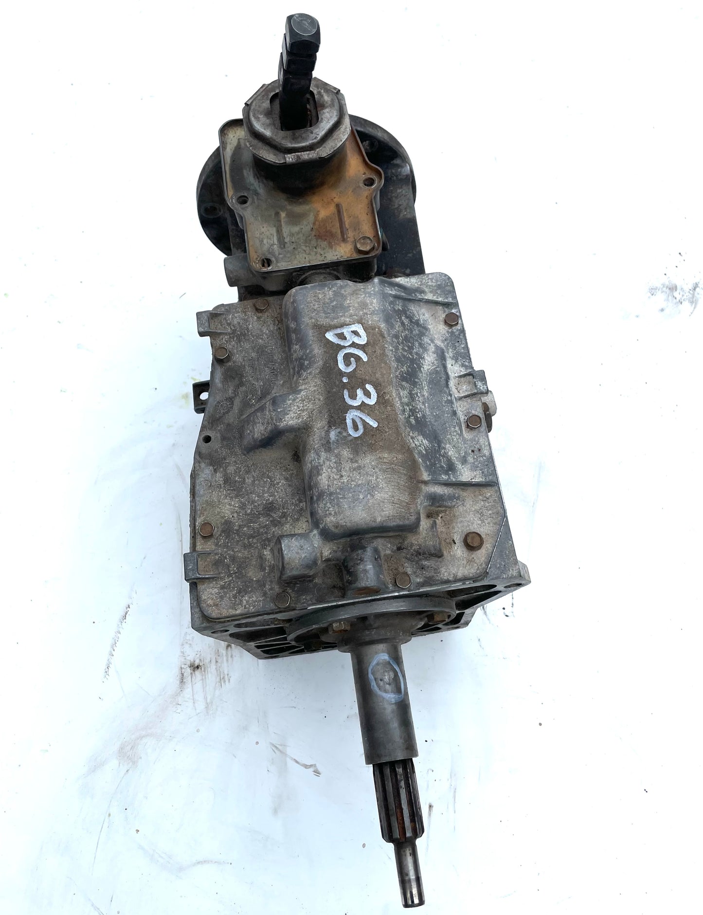 Transmisión manual de cinco velocidades Jeep CJ T5 80-86 CJ7 CJ8 AMC 10 estrías entrada 4.2