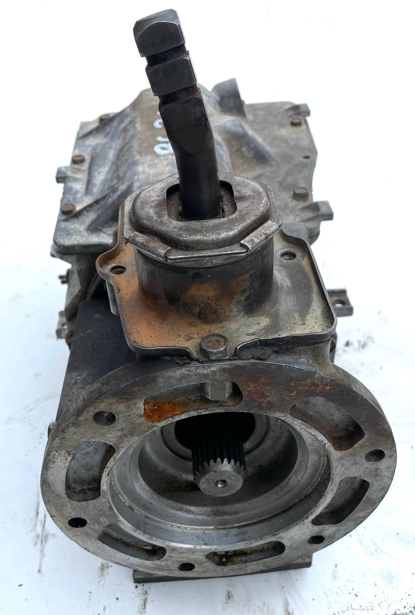 Transmisión manual de cinco velocidades Jeep CJ T5 80-86 CJ7 CJ8 AMC 10 estrías entrada 4.2