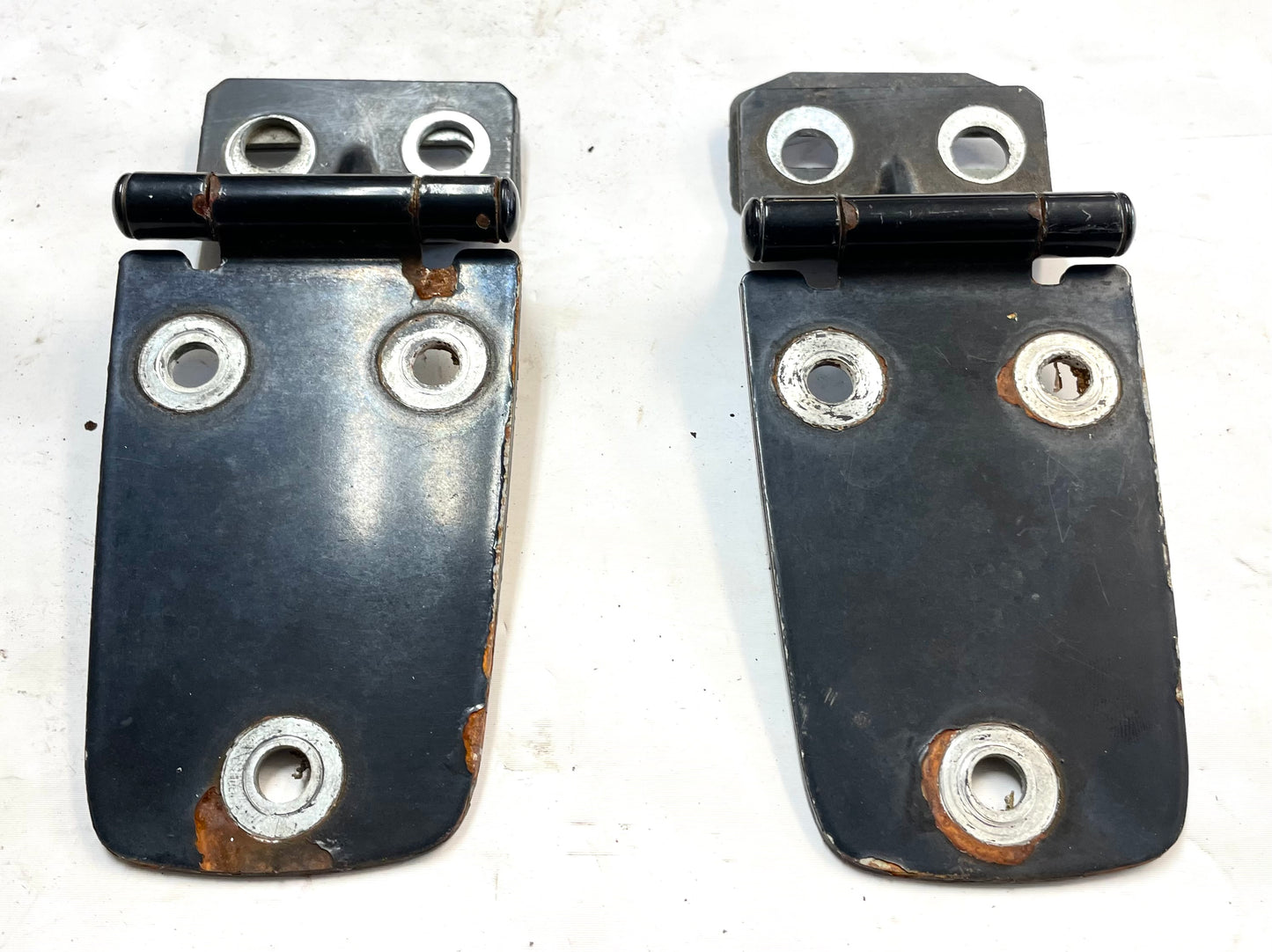 Jeep TJ hood hinges with bolts n shims black factory hinge fits 97-06 Wrangler