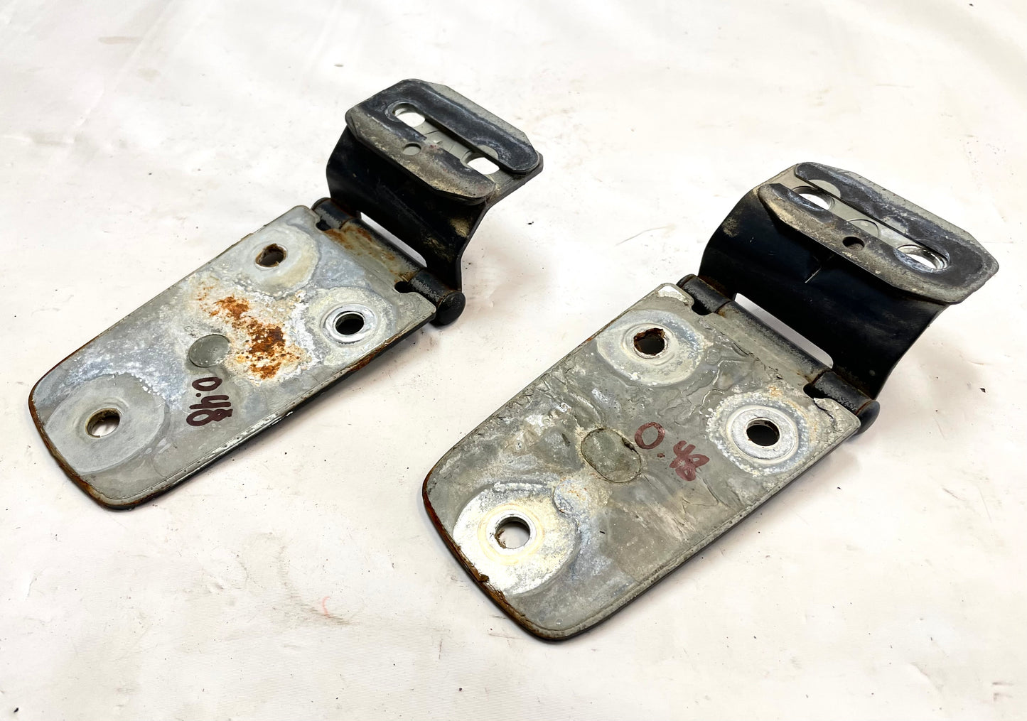 Jeep TJ hood hinges with bolts n shims black factory hinge fits 97-06 Wrangler