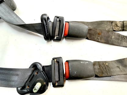 Jeep TJ back seat belts 97-02 Wrangler shoulder belt female buckles rear seat 5]