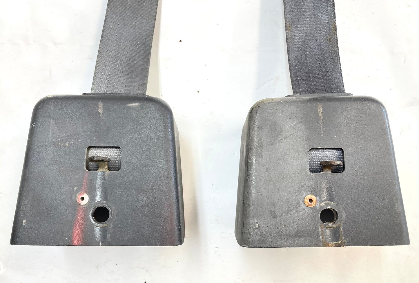 Jeep TJ back seat belts 97-02 Wrangler shoulder belt female buckles rear seat 5]