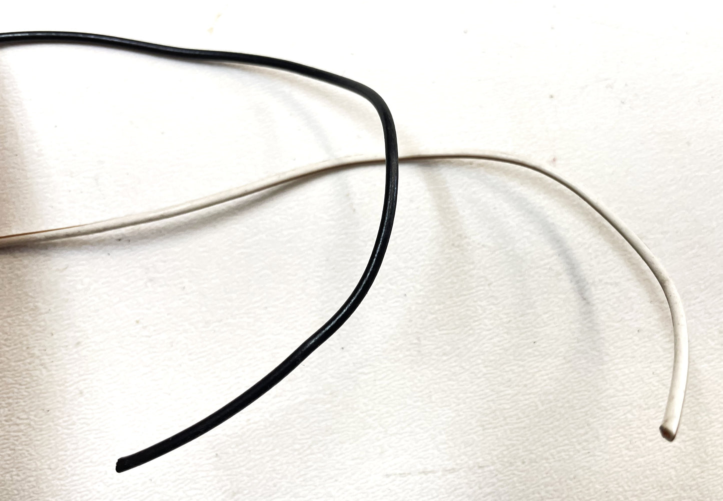 Botón de contacto de la tercera luz de freno del portón trasero Jeep TJ YJ Wrangler 55217099 94-06. 