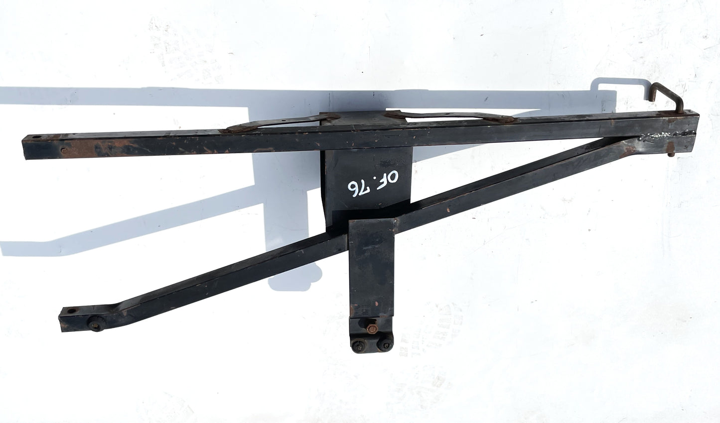 Porta llantas de repuesto de fábrica Jeep CJ CJ7 CJ8 abatible SIN SOPORTES 