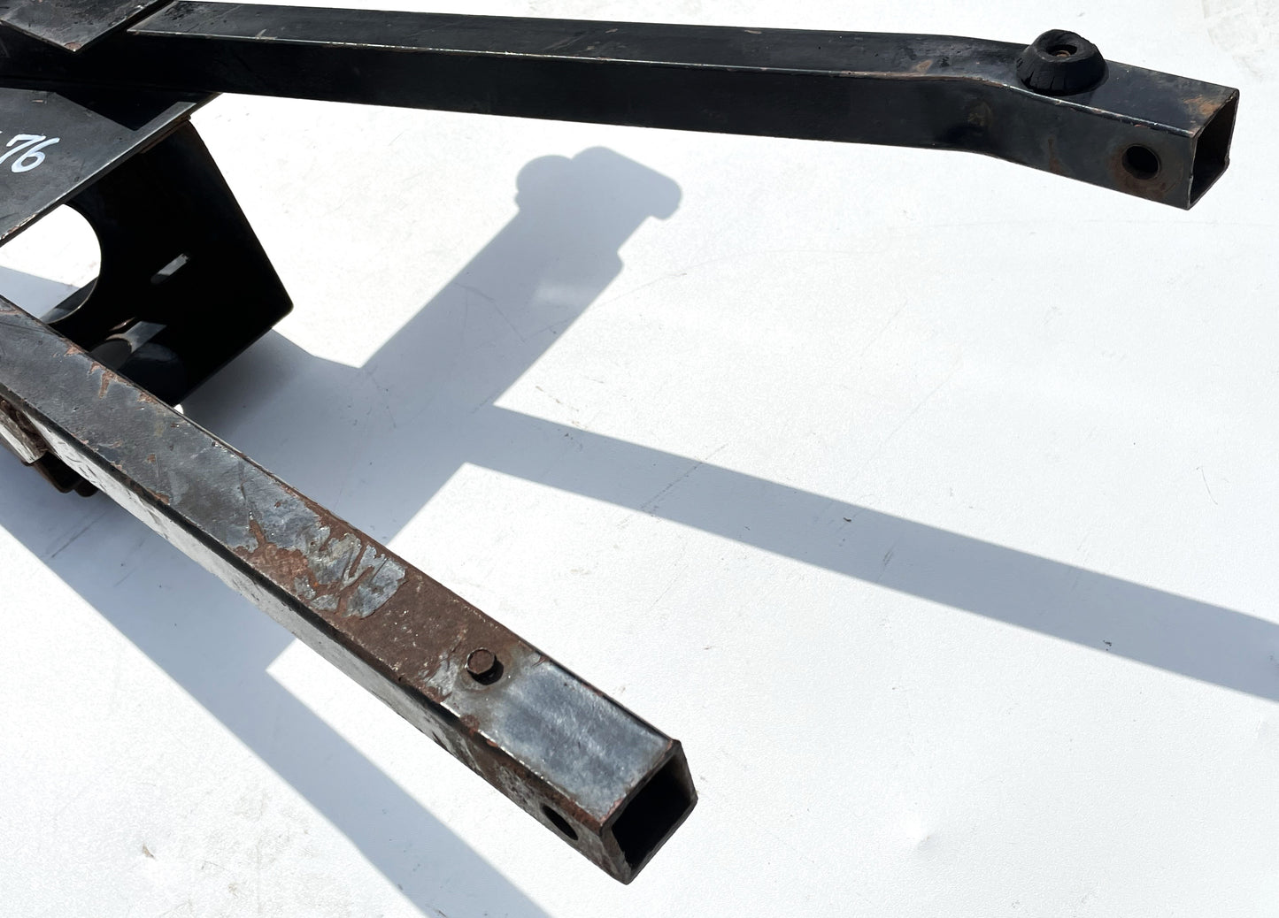 Porta llantas de repuesto de fábrica Jeep CJ CJ7 CJ8 abatible SIN SOPORTES 