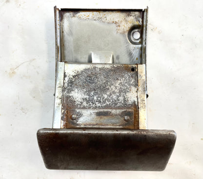 Cenicero Jeep CJ CJ5 CJ7 CJ8 76-86 Cenicero de fábrica ENVÍO GRATIS Tornillos de montaje [1] 