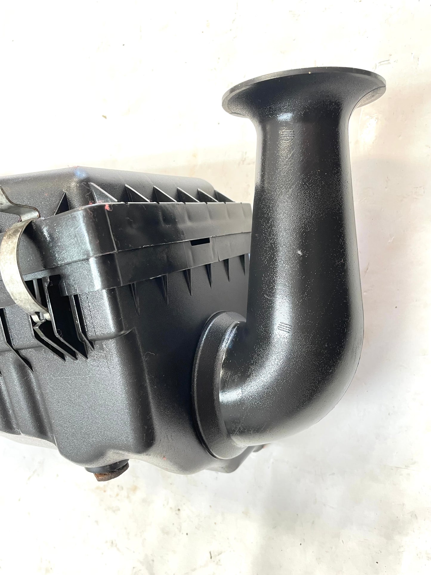 Jeep TJ Wrangler 4.0 air cleaner Six Cylinder Filter box fresh air intake 05-06