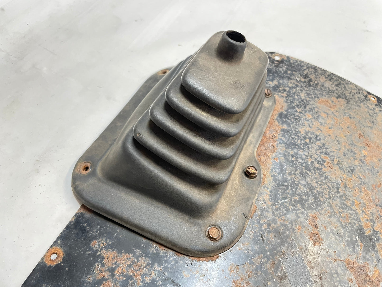 Jeep CJ Tunnel Cover CJ7 CJ8 Dana 300 transfer case / automatic transmission