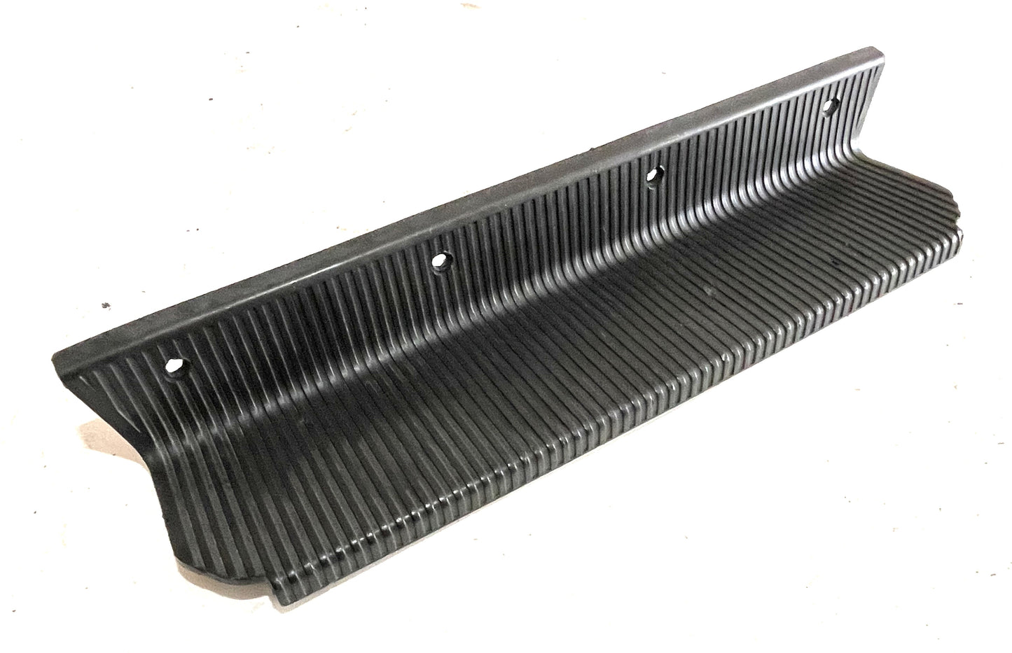 Jeep Wrangler YJ Factory Side Step TREAD Molding Flare Insert  87-95 OEM