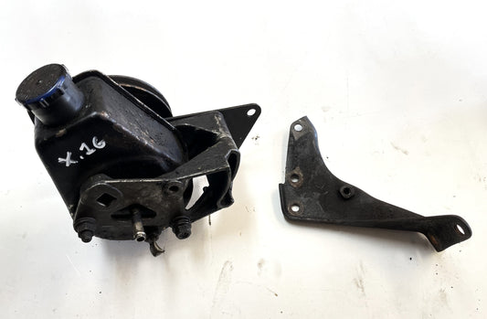 Jeep CJ5 CJ7 YJ 4.2 six cylinder power steering pump brackets Wrangler 258ci