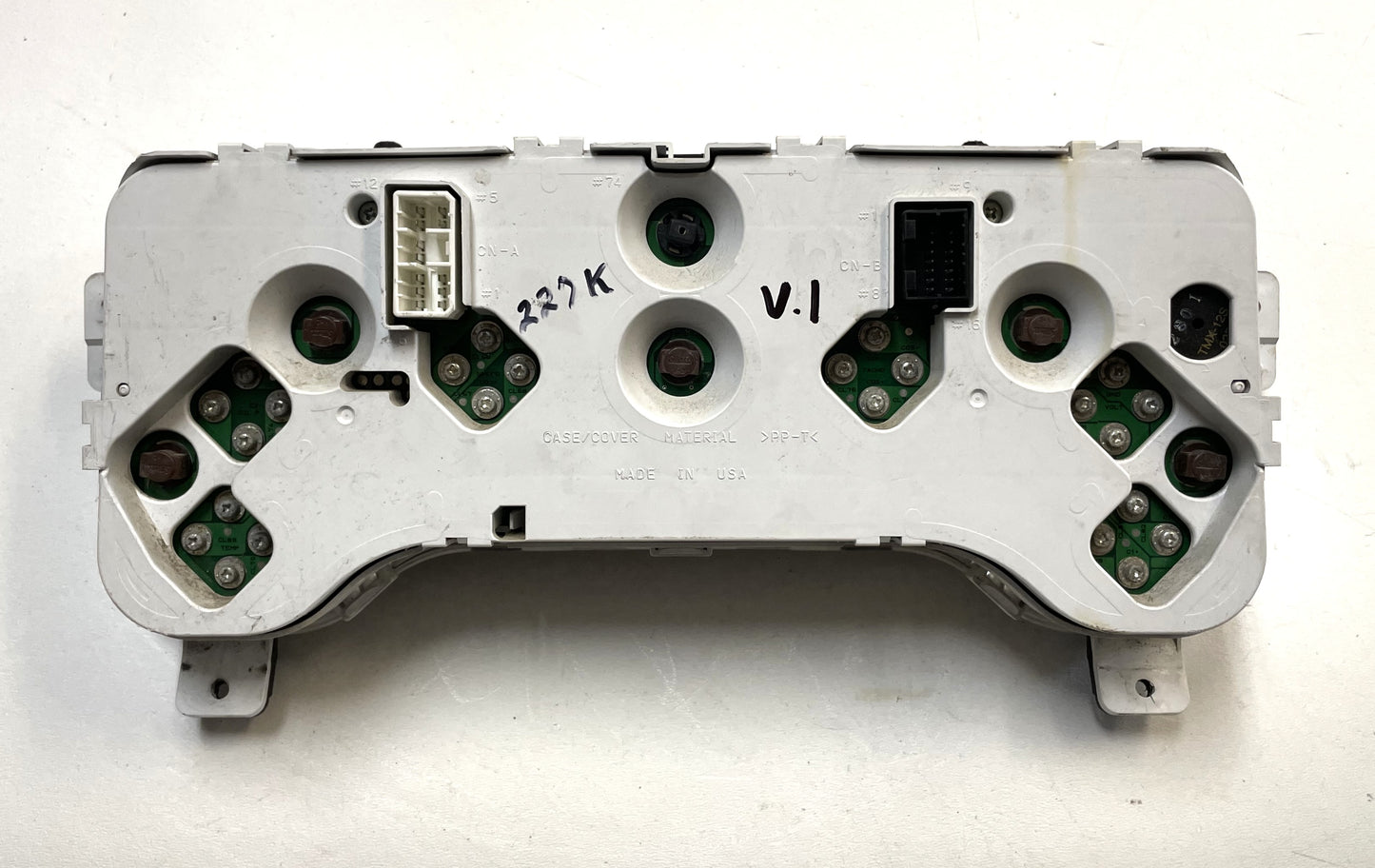 03-04 Jeep TJ Wrangler Gauge Cluster P56047016AB Speedometer Gauges 227,000