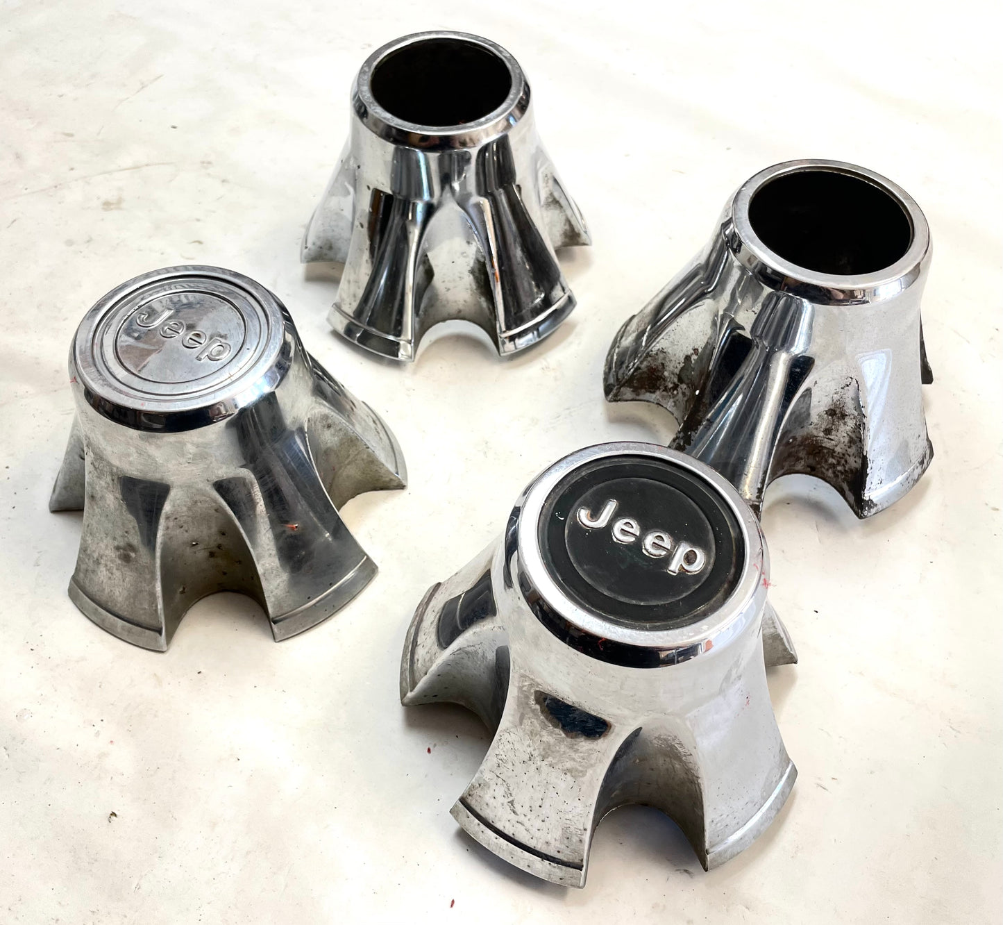 Jeep CJ center caps CJ5 CJ7 FACTORY chrome wheel Centers Laredo cap FREE SHIP