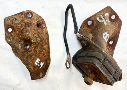 Jeep CJ 6 cylinder motor mounts 4.2 258 232ci CJ5 CJ7 CJ8 AMC engine side