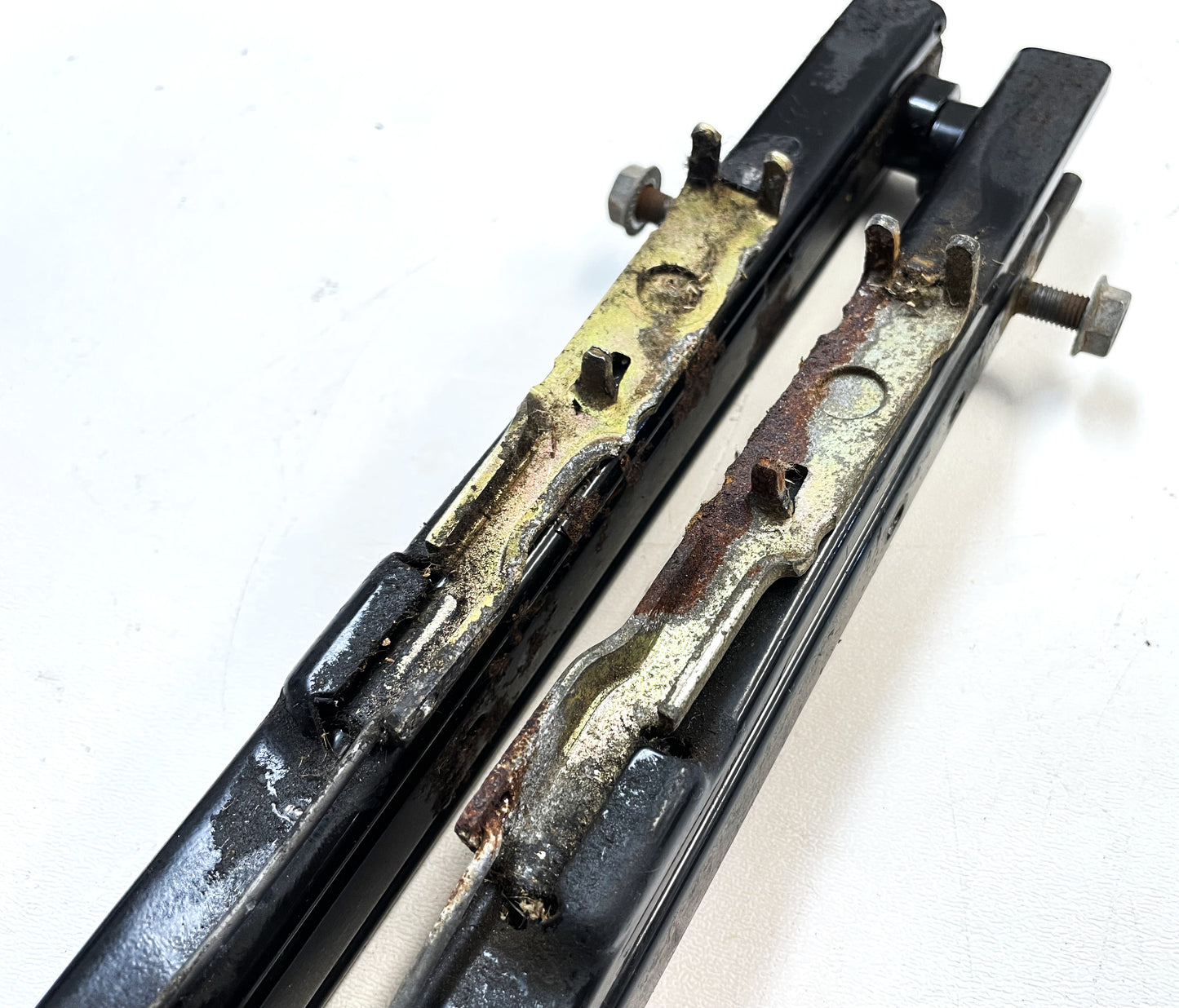 Jeep YJ Wrangler Seat Slider Frame Adjuster 12” Front slide fits 87-90 READ AD