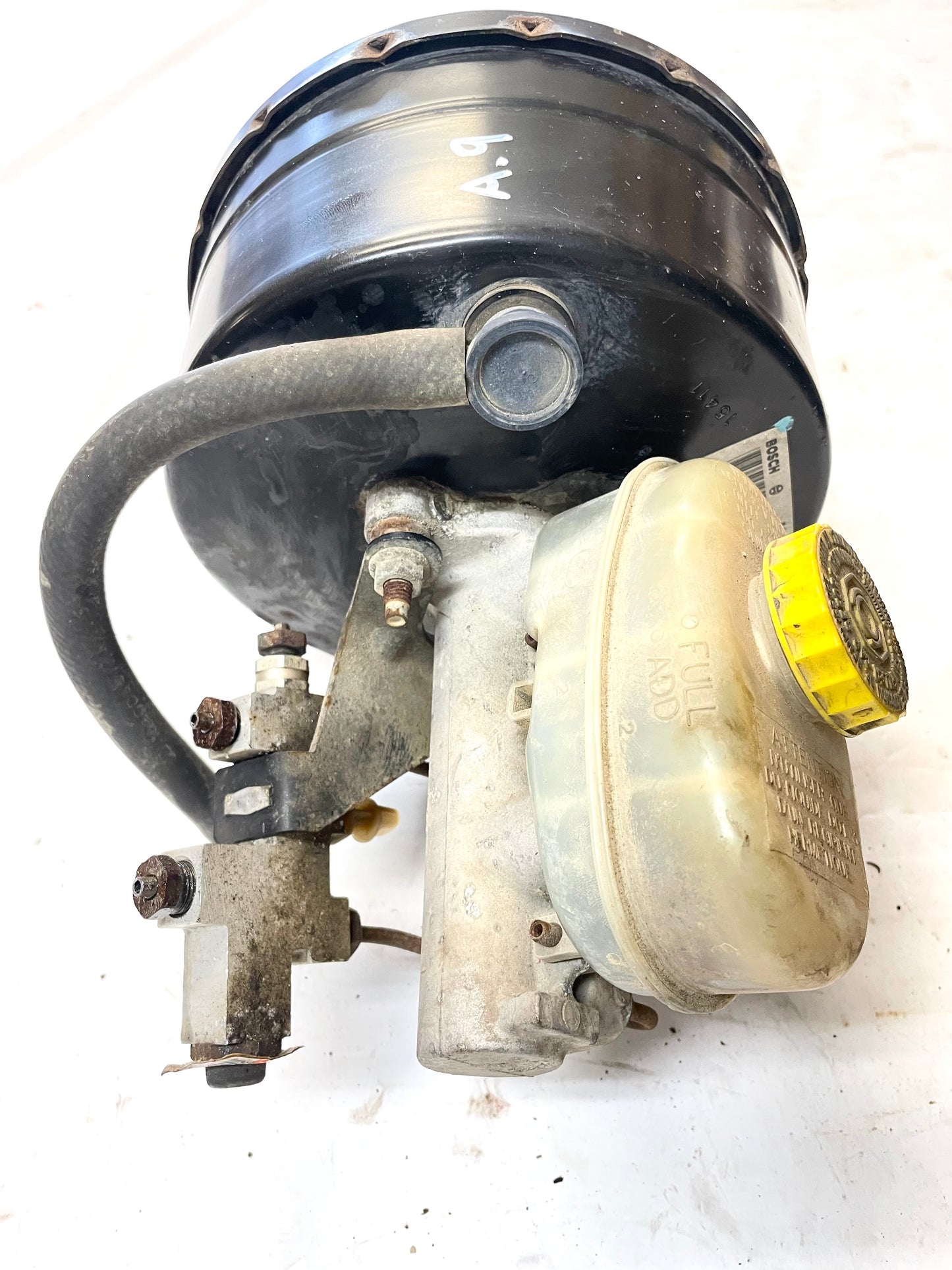 Jeep Wrangler TJ  Power Brake Booster Master Cylinder 52128422AB Free Ship