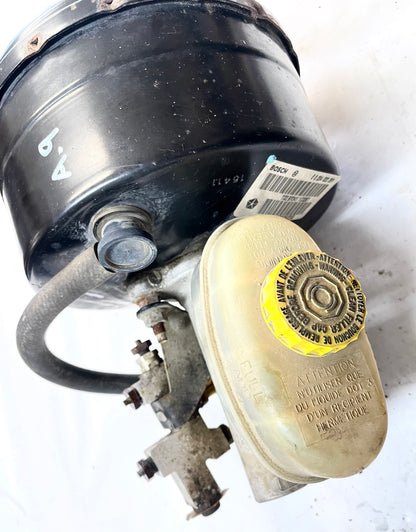 Jeep Wrangler TJ  Power Brake Booster Master Cylinder 52128422AB Free Ship