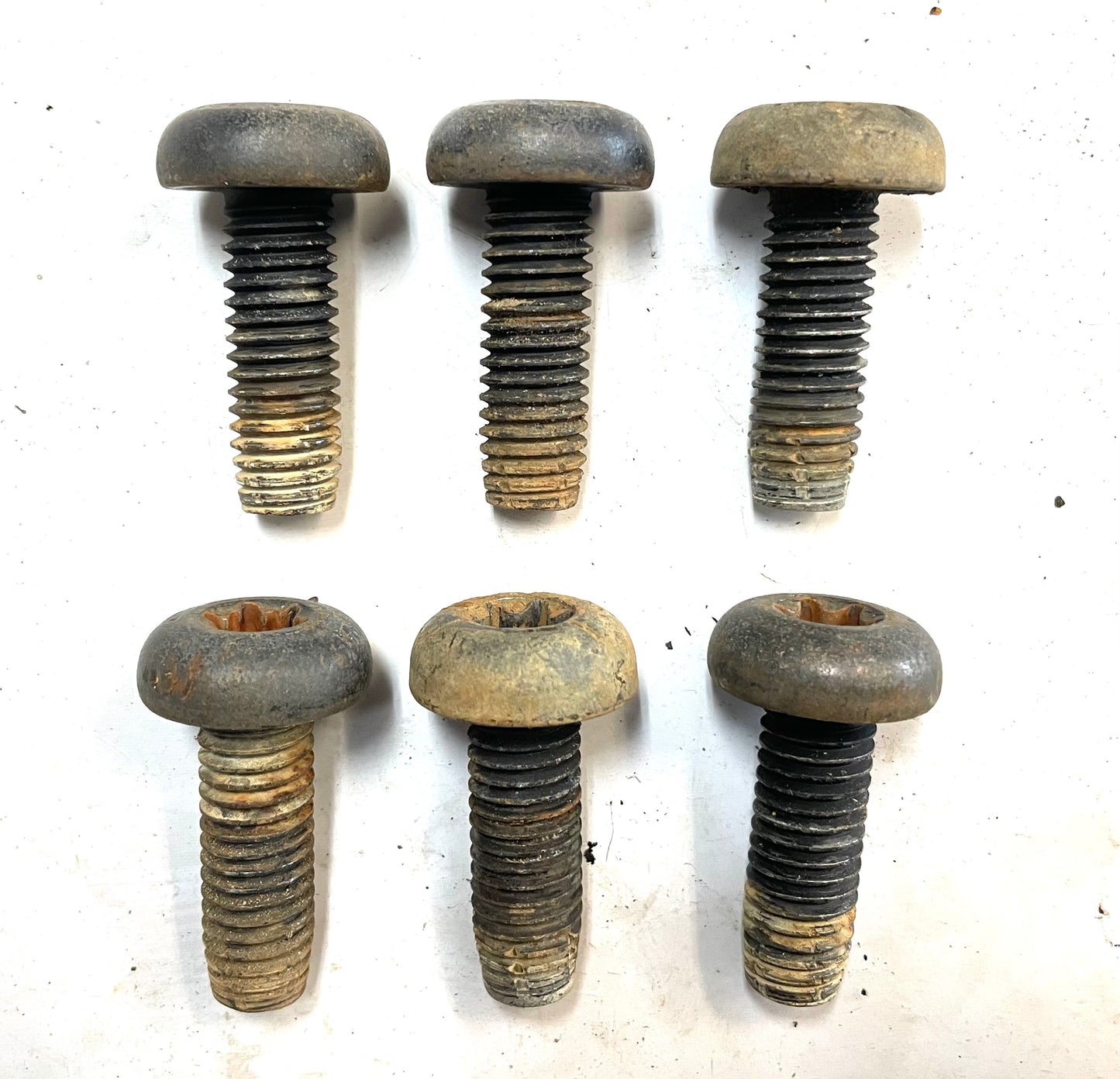 Juego de 4 pernos Torx para parachoques de fábrica de Jeep YJ, compatibles con Wrangler 87-95 