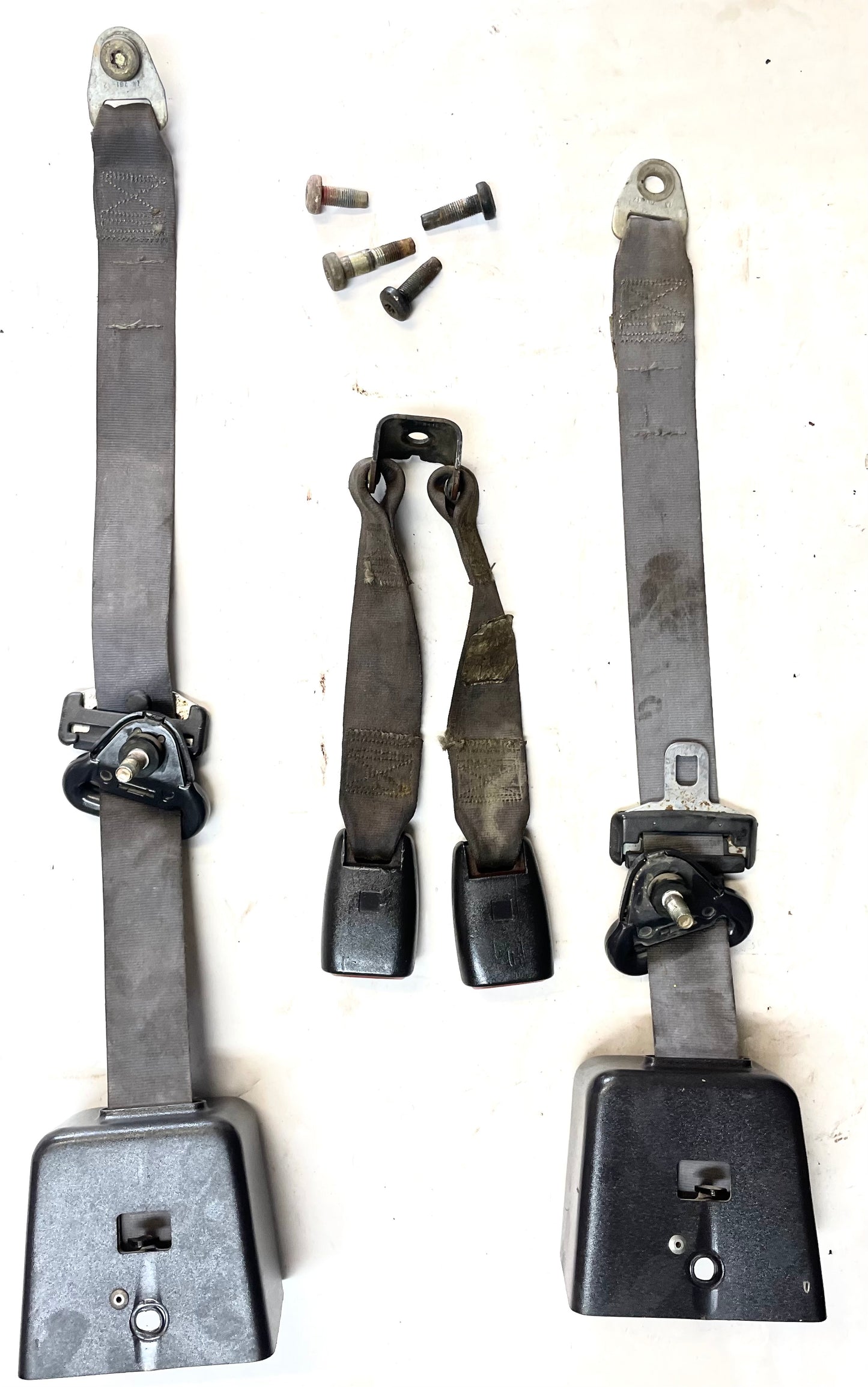 Jeep TJ back seat belts 97-02 Wrangler shoulder belt female buckles rear seat