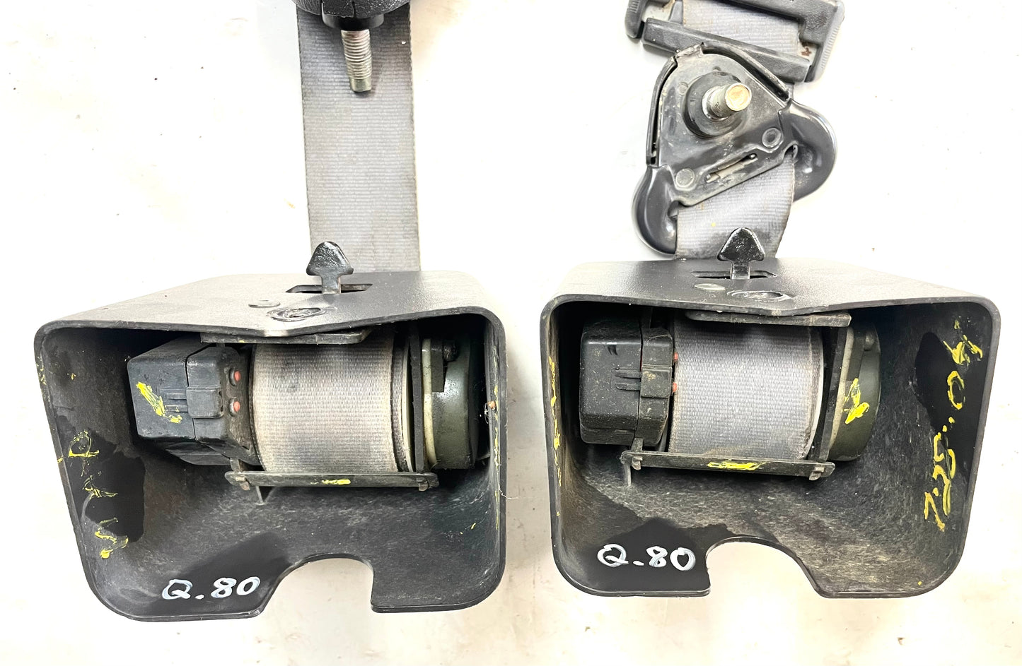 Jeep TJ back seat belts 97-02 Wrangler shoulder belt female buckles rear seat