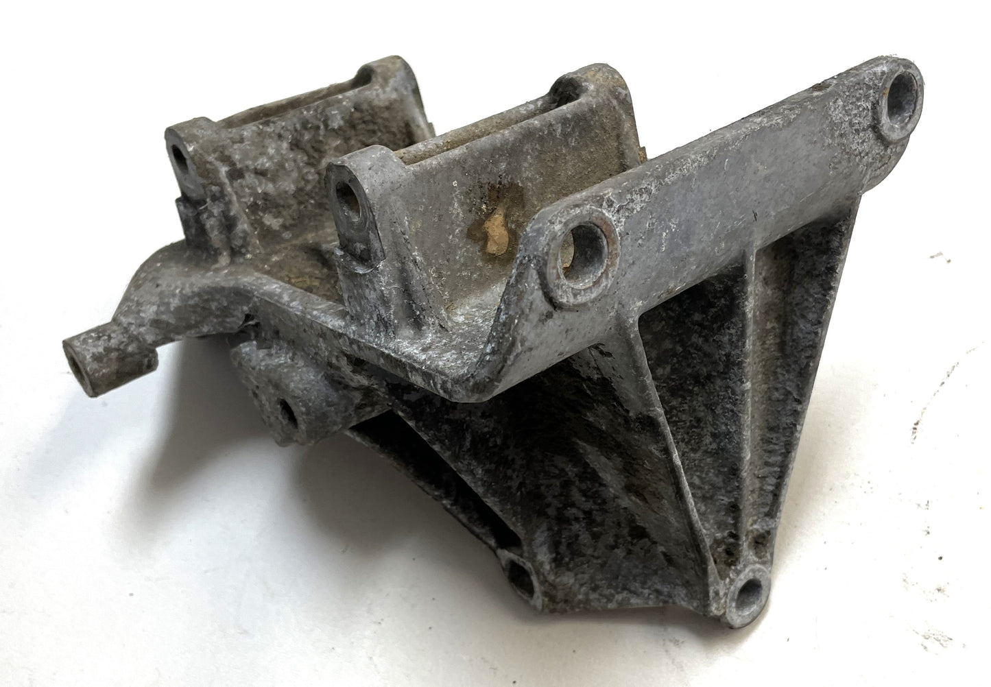 Jeep AMC  4.2  Alternator Bracket AC  258 ci 2.5 AMC J10 Cherokee 3239470 Sanden