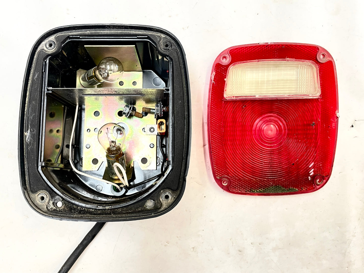 Luz trasera Jeep YJ Wrangler 87-90 Luz trasera lado del pasajero derecho ¡ENVÍO GRATIS! 