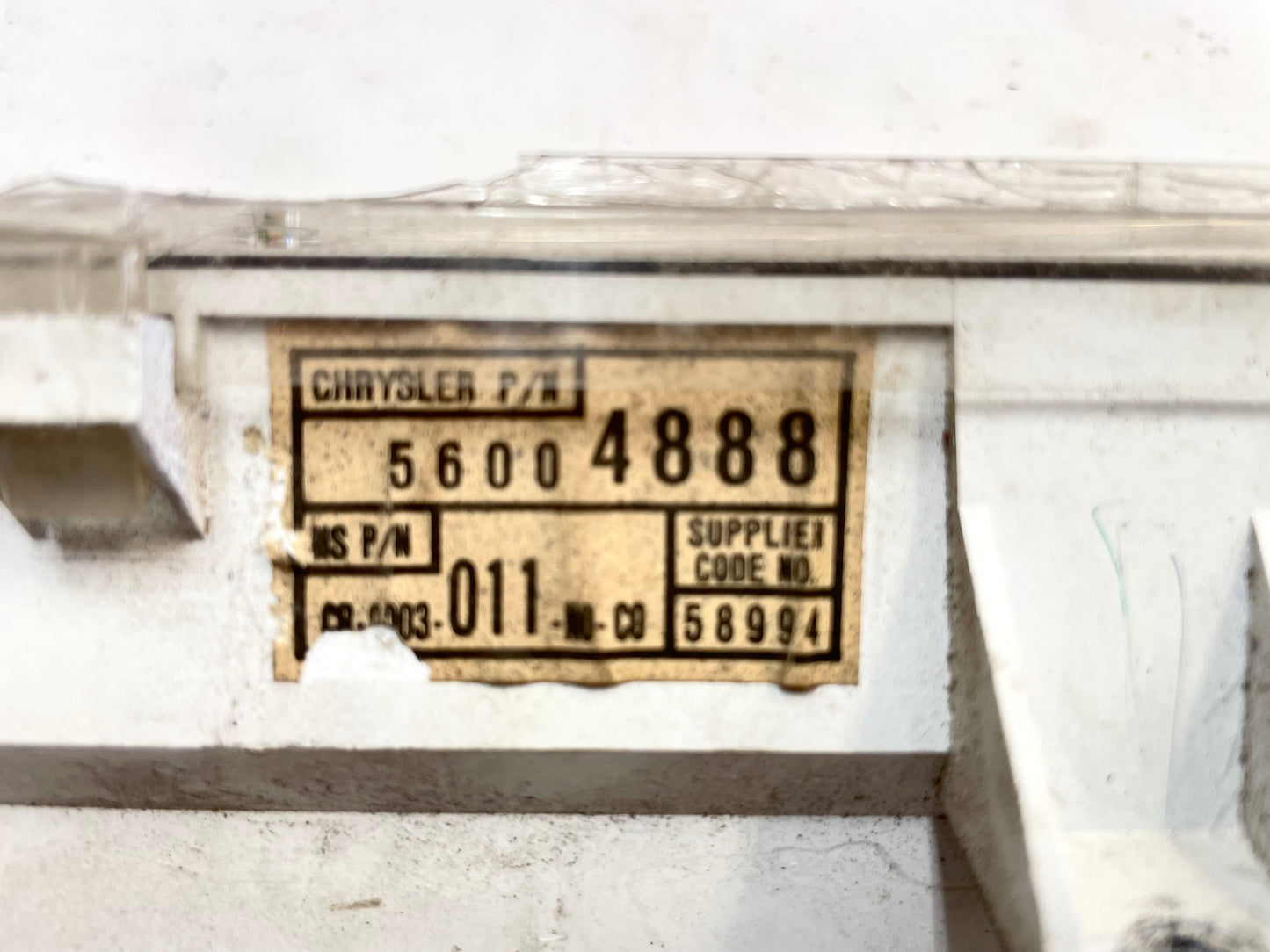 Jeep YJ center gauge cluster 92-95 WRANGLER fuel temp oil pressure volt