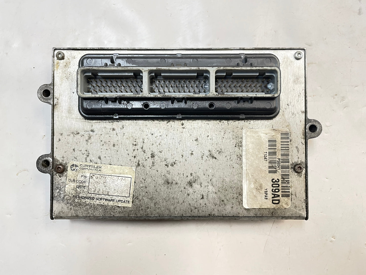 97 Jeep TJ Wrangler computer P56041309AD ECM 4 cylinder 2.5 auto FREE SHIPPING