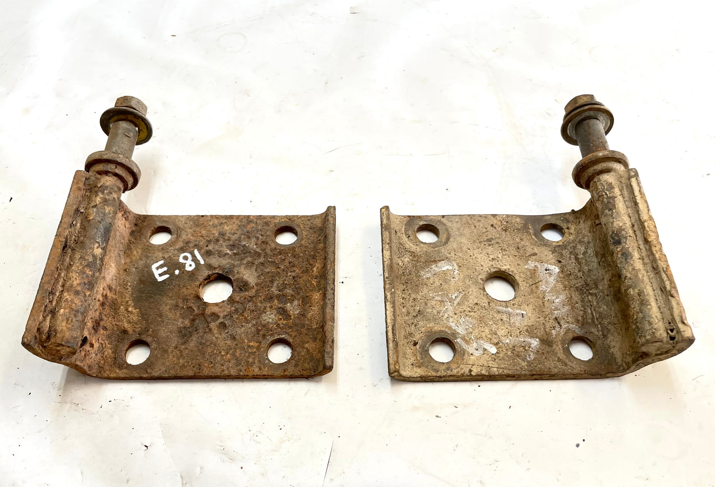 Jeep AMC 20 rear leaf Spring to axle U-bolt Plate CJ5 CJ7 CJ8 Back shock