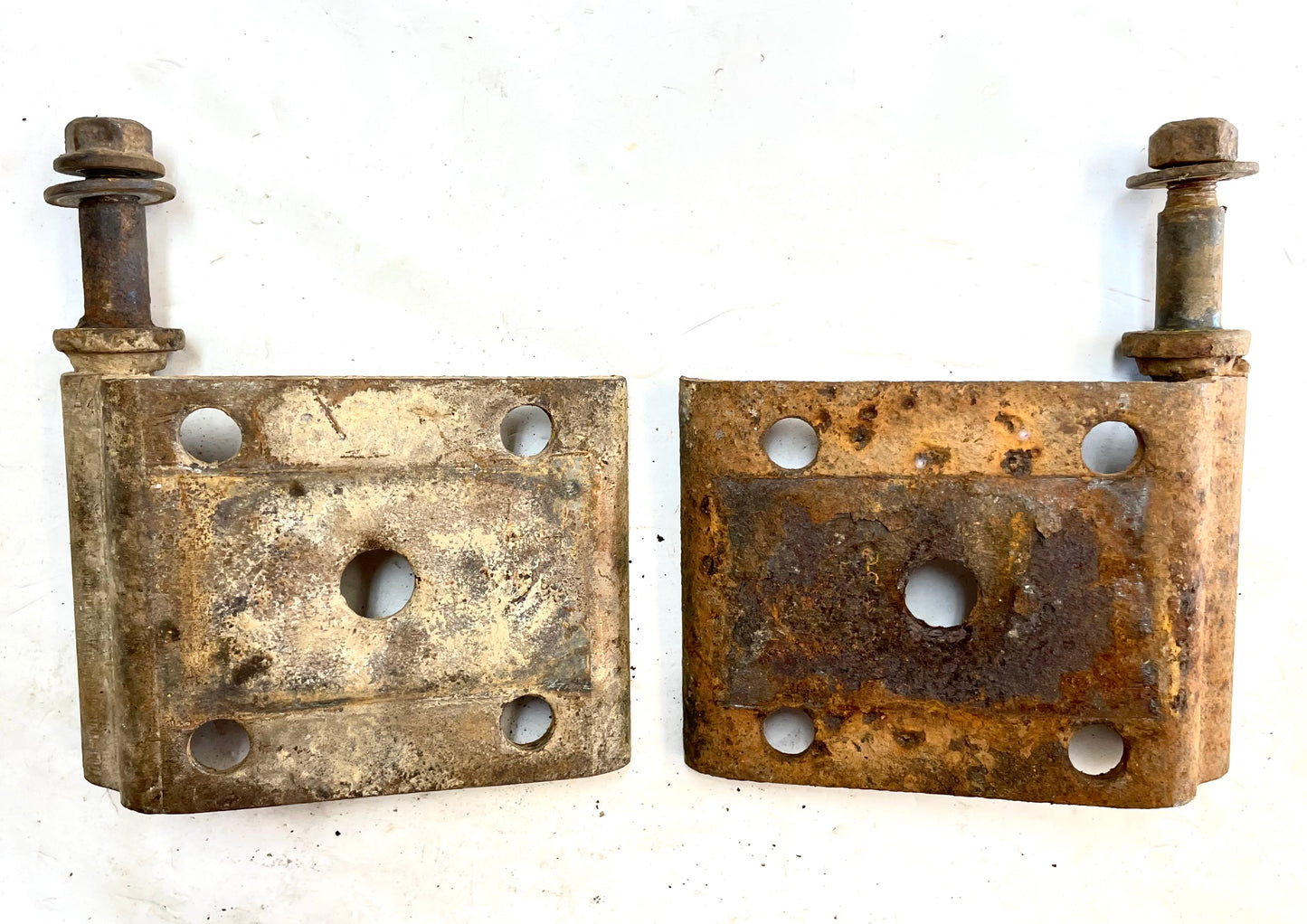 Jeep AMC 20 rear leaf Spring to axle U-bolt Plate CJ5 CJ7 CJ8 Back shock