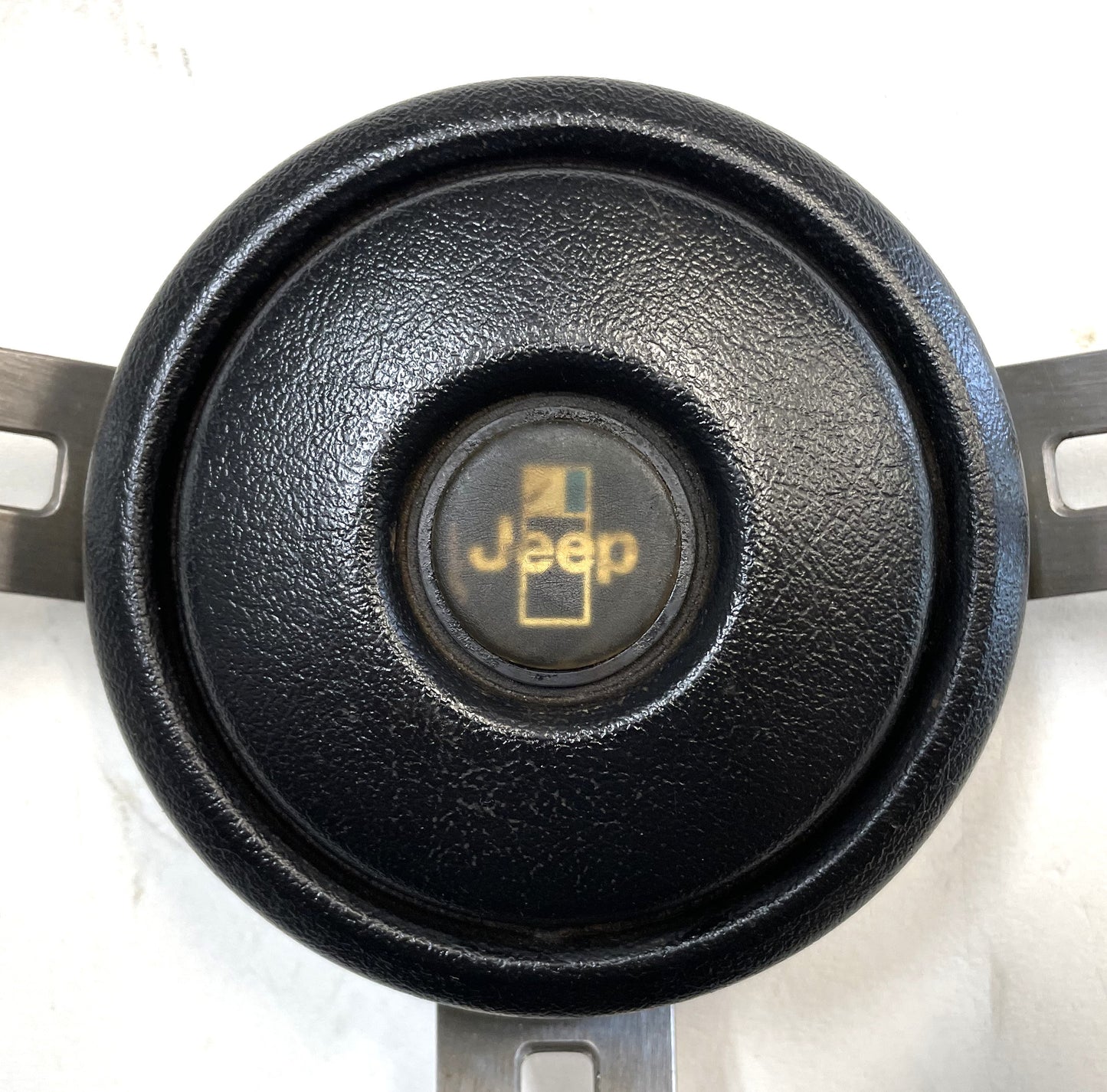 Jeep CJ steering wheel CJ5 CJ7 76-86 AMC horn button black J10 Cherokee AMC FSJ