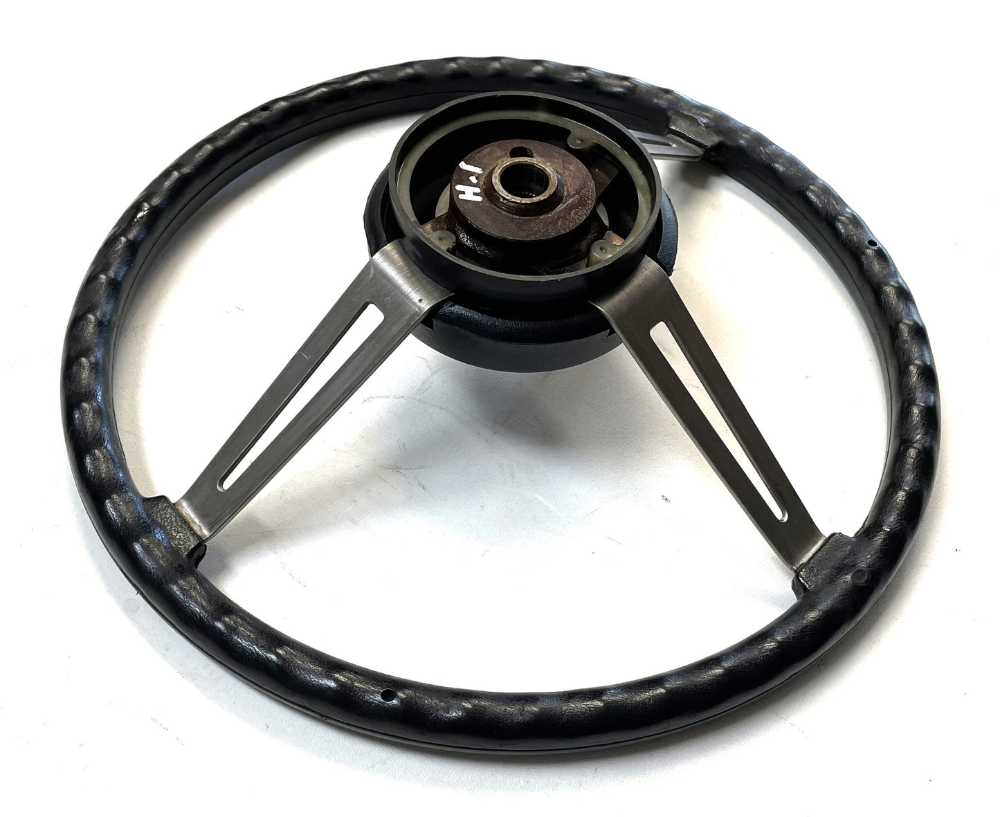 Jeep CJ steering wheel CJ5 CJ7 76-86 AMC horn button black J10 Cherokee AMC FSJ