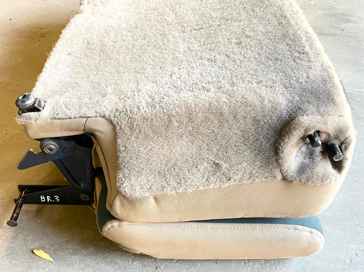 Jeep TJ Wrangler back Seat with brackets Sahara Green factory folding 97-02 Rear