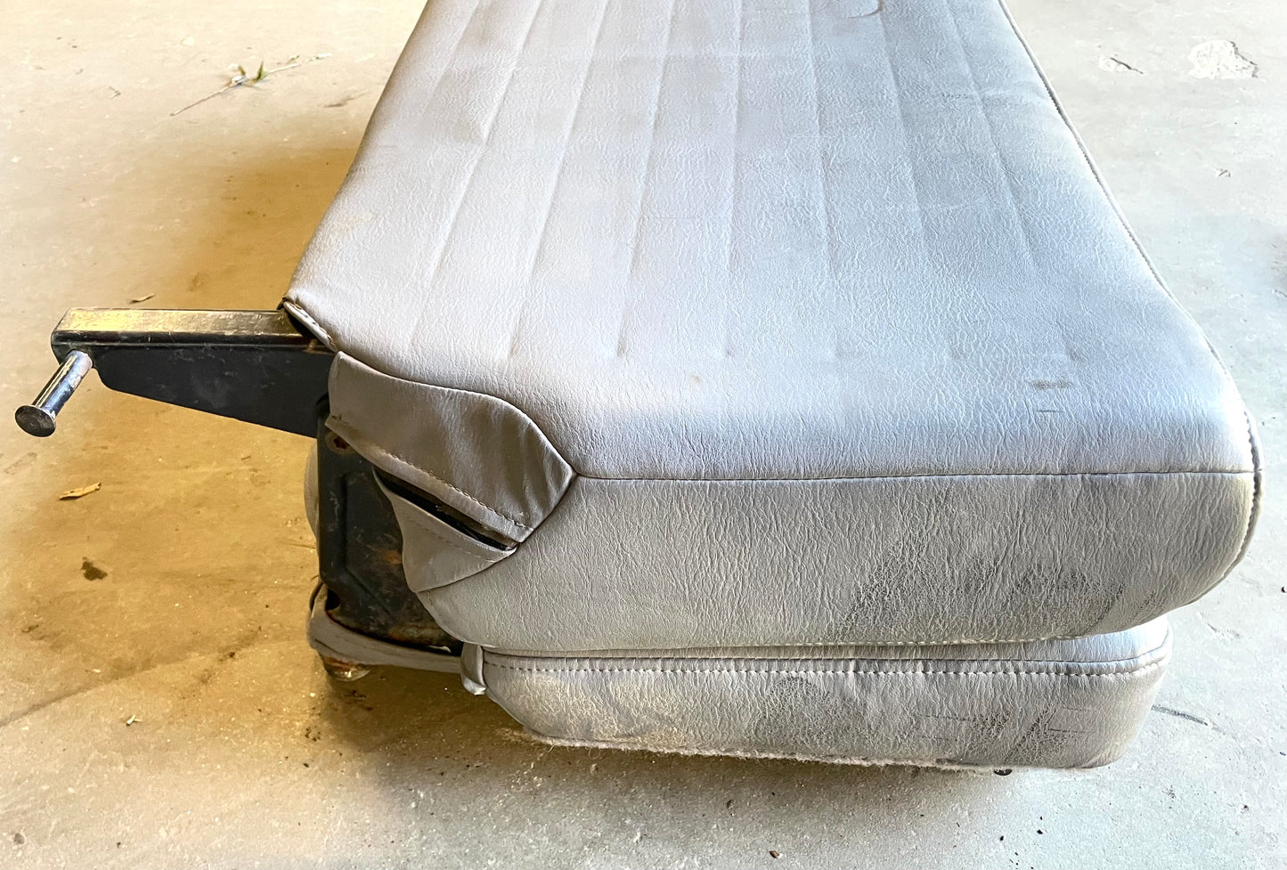 Jeep TJ Wrangler back Seat with brackets Grey factory folding rear 97-02 Gray